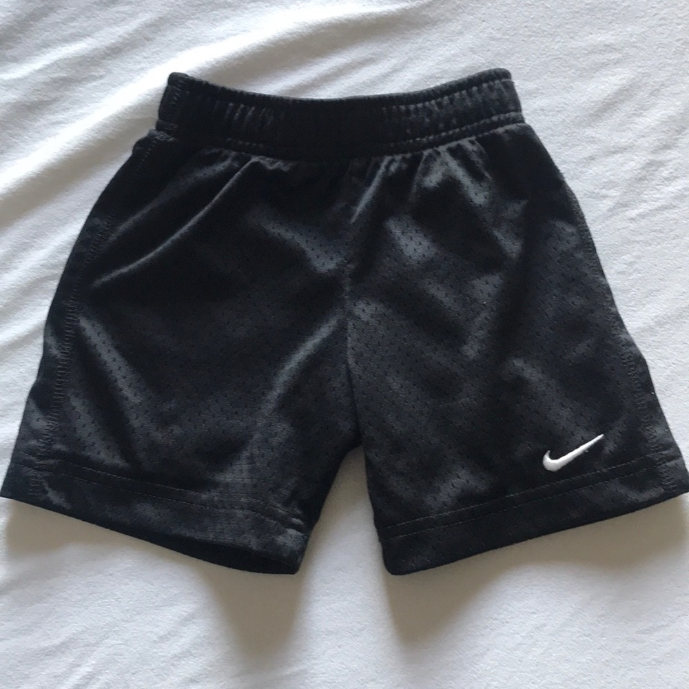 3T Nike shorts